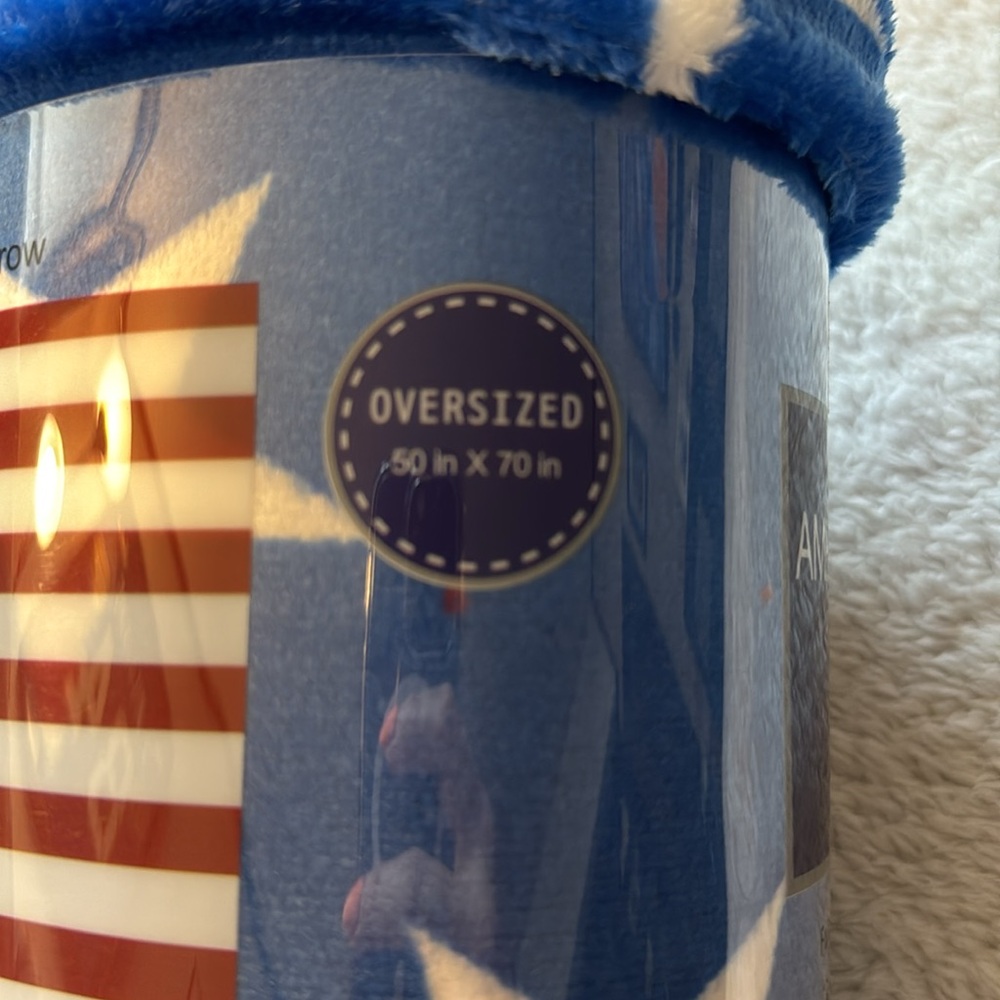 NWT American Flag Fleece Throw Blanket - Picture 3 of 5